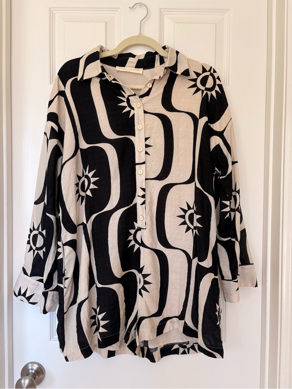 Stitch + Feather Sun Print Shirt Dress S Black Cream Oversized